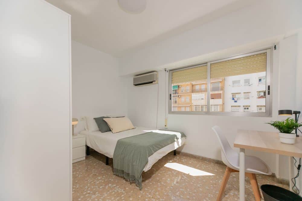 Room in Valencia